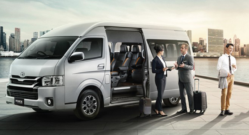 13-seater-maxi-cab-singapore3