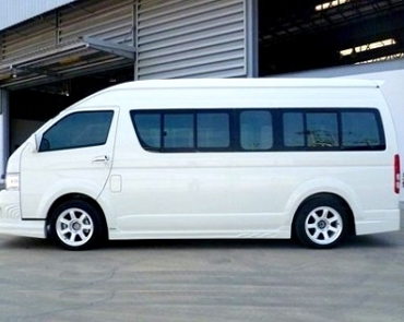 13-seater-maxi-cab-singapore